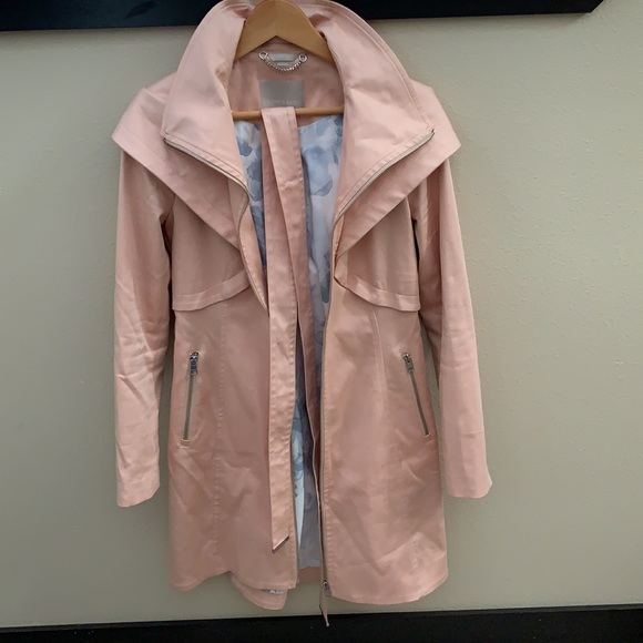 Soia & Kyo Trench Coat - Picture 3 of 9